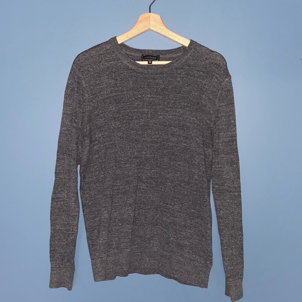 EXPRESS - Gray Sweater - Size: Medium